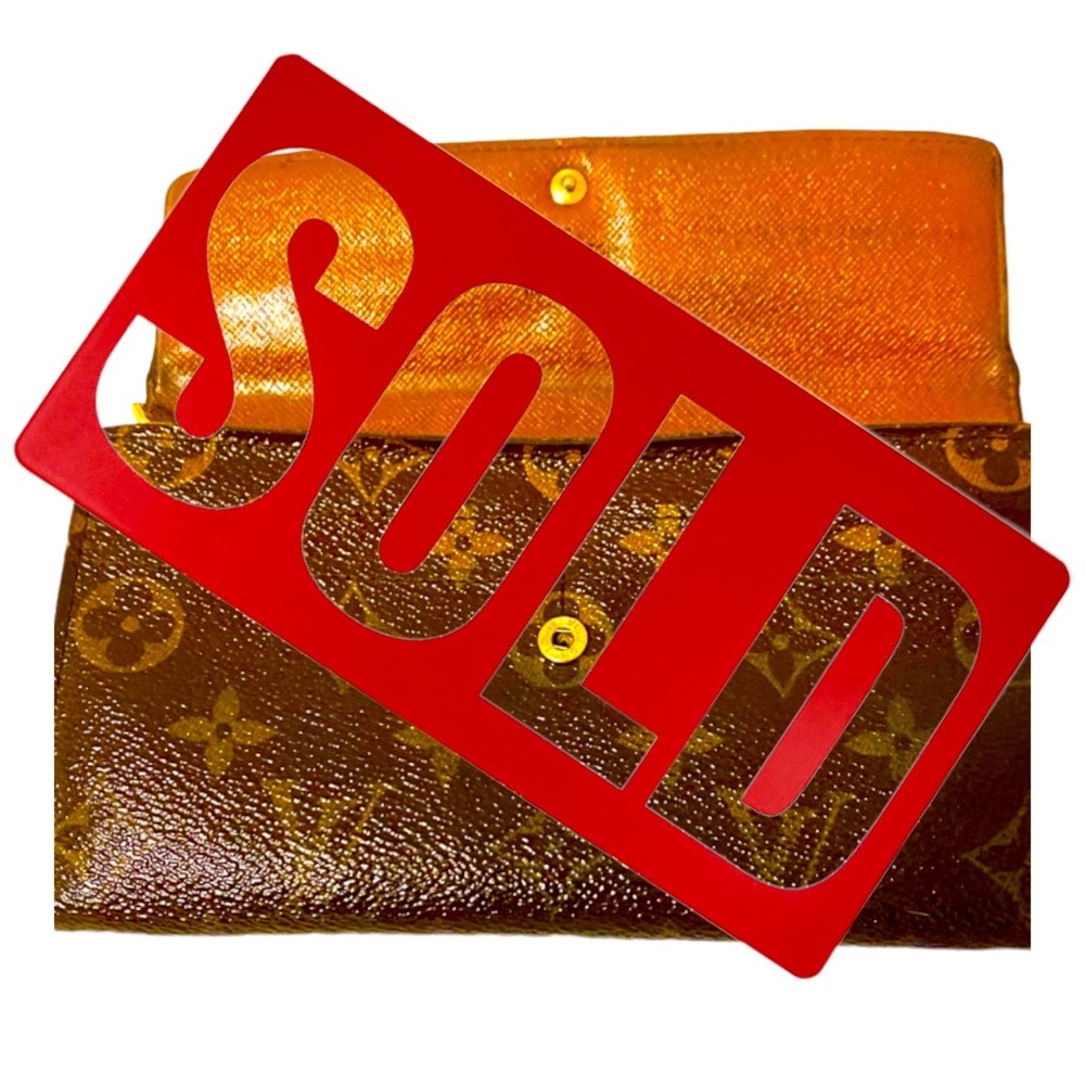 Louis Vuitton Monogram Portefeiulle Sarah
Long Bifold Wallet. 2007 France.